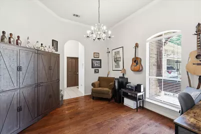 8106 Summerleaf Drive, Arlington, TX 76001 - Photo 14