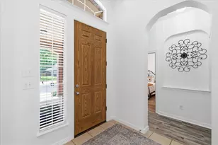 8106 Summerleaf Dr, Arlington, TX 76001 - Photo 22