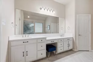 8106 Summerleaf Dr, Arlington, TX 76001 - Photo 18