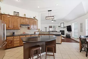 8106 Summerleaf Dr, Arlington, TX 76001 - Photo 8