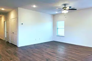 114 Providence Ave, Farmersville, TX 75442 - Photo 4