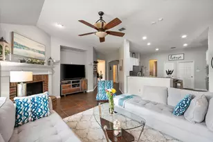 905 Killian Dr, Mansfield, TX 76063 - Photo 14
