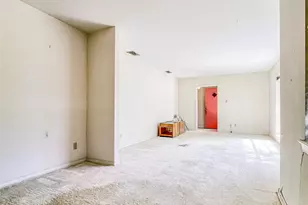 2706 Bois D'Arc St, Commerce, TX 75428 - Photo 4