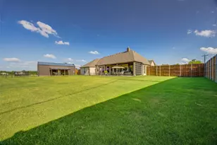 1800 Limestone Ln, Van Alstyne, TX 75495 - Photo 32