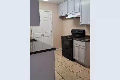 217 E Craven Avenue #C & D, Lacy Lakeview, TX 76705 - Photo 10