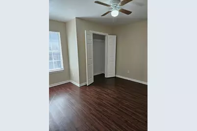 217 E Craven Avenue #C & D, Lacy Lakeview, TX 76705 - Photo 12
