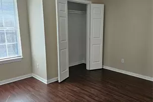 217 E Craven Ave, Lacy Lakeview, TX 76705 - Photo 12