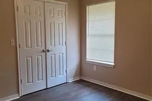223-225 E Craven Ave, Lacy Lakeview, TX 76705 - Photo 8