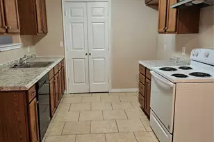 223-225 E Craven Ave, Lacy Lakeview, TX 76705 - Photo 18