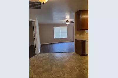 223-225 E Craven Avenue, Lacy Lakeview, TX 76705 - Photo 6