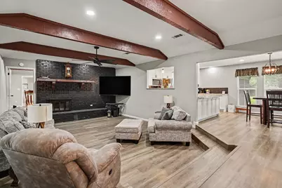 1908 Thousand Oaks Drive, Burleson, TX 76028 - Photo 4