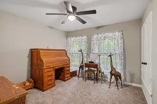 1908 Thousand Oaks Dr, Burleson, TX 76028 - Photo 20