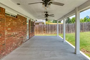 934 Plumeria Dr, Arlington, TX 76002 - Photo 30