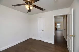 934 Plumeria Dr, Arlington, TX 76002 - Photo 18