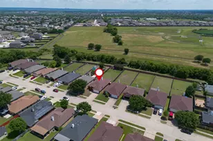 934 Plumeria Dr, Arlington, TX 76002 - Photo 40