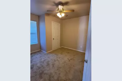 227-229 E Craven Avenue, Lacy Lakeview, TX 76705 - Photo 16