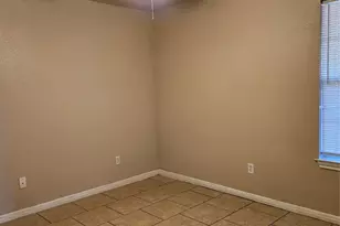 231-233 E Craven Ave, Lacy Lakeview, TX 76705 - Photo 14