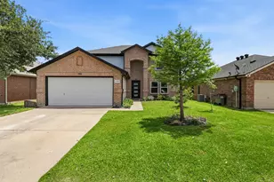 2728 Morning Song Dr, Little Elm, TX 75068 - Photo 2