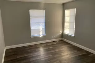 1711 Langford St, Greenville, TX 75401 - Photo 4