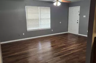 235-237 E Craven Ave, Lacy Lakeview, TX 76705 - Photo 12