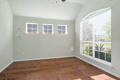 617 Catalpa Road, Fort Worth, TX 76131 - Photo 6