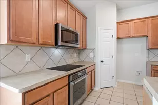 617 Catalpa Rd, Fort Worth, TX 76131 - Photo 16