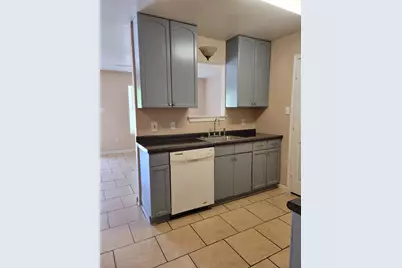 239-241 E Craven Avenue, Lacy Lakeview, TX 76705 - Photo 14
