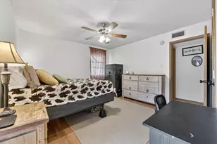 724 Oak Park Dr, Azle, TX 76020 - Photo 10