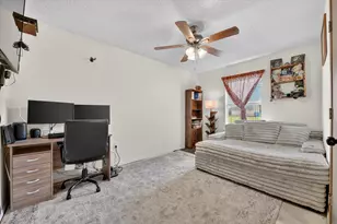 724 Oak Park Dr, Azle, TX 76020 - Photo 14