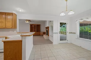 1005 Catalina Dr, Bells, TX 75414 - Photo 10
