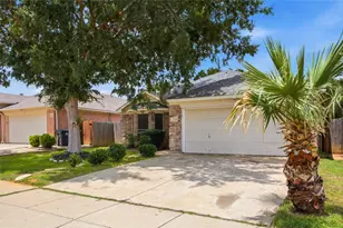 5503 Alta Verde Cir, Arlington, TX 76017 - Photo 2
