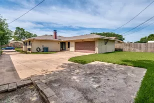 2101 Spanish Trail, Irving, TX 75060 - Photo 24