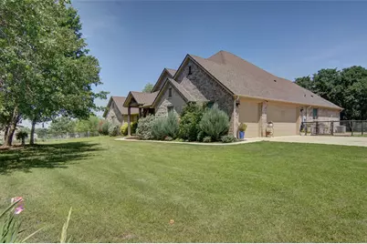 206 Oak Tree Court, Poolville, TX 76487 - Photo 38