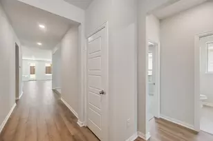 513 Marcus Ln, Crowley, TX 76036 - Photo 16