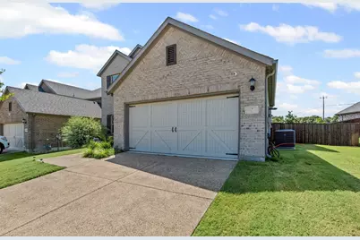 1206 Fox Chase Drive, Mansfield, TX 76063 - Photo 2
