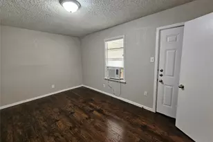 6401 Hollis Ave, Dallas, TX 75227 - Photo 8