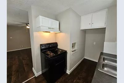 6401 Hollis Avenue #6403, Dallas, TX 75227 - Photo 2