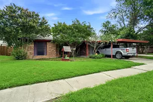 540 Clover Dr, Saginaw, TX 76179 - Photo 1