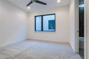 5425 Melrose Ave, Dallas, TX 75206 - Photo 24