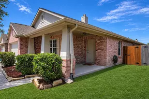 2011 Zavala, Forney, TX 75126 - Photo 2