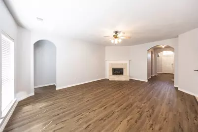 10706 Saint Annes Drive, Rowlett, TX 75089 - Photo 8