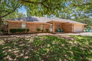 3906 Cimmaron Trail, Granbury, TX 76049 - Photo 2