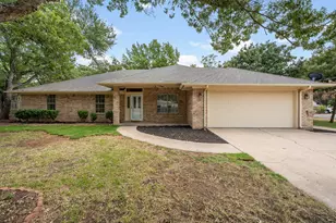3906 Cimmaron Trail, Granbury, TX 76049 - Photo 2