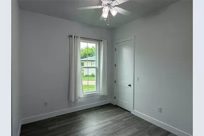 4200 Williams Road, Bellmead, TX 76705 - Photo 12