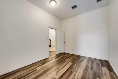 1930 Loma Alta Drive, Irving, TX 75063 - Photo 18