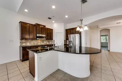 1930 Loma Alta Drive, Irving, TX 75063 - Photo 10