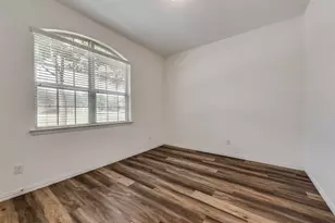 1930 Loma Alta Dr, Irving, TX 75063 - Photo 14