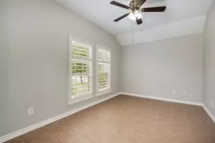 14900 Frisco Ranch Dr, Little Elm, TX 75068 - Photo 4