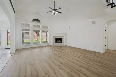 233 Chappellet Street, Kennedale, TX 76060 - Photo 6