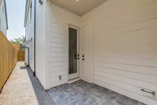 4200 University Blvd, University Park, TX 75205 - Photo 28